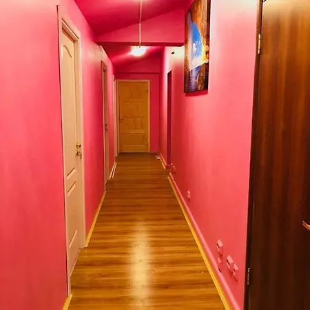 Vandrarhem Dreams Center *